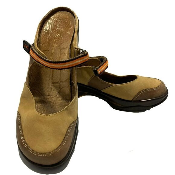 J-41 Venture On Tan Brown Mary Jane Strap Mule Shoe Sz 7.5M - Picture 1 of 12